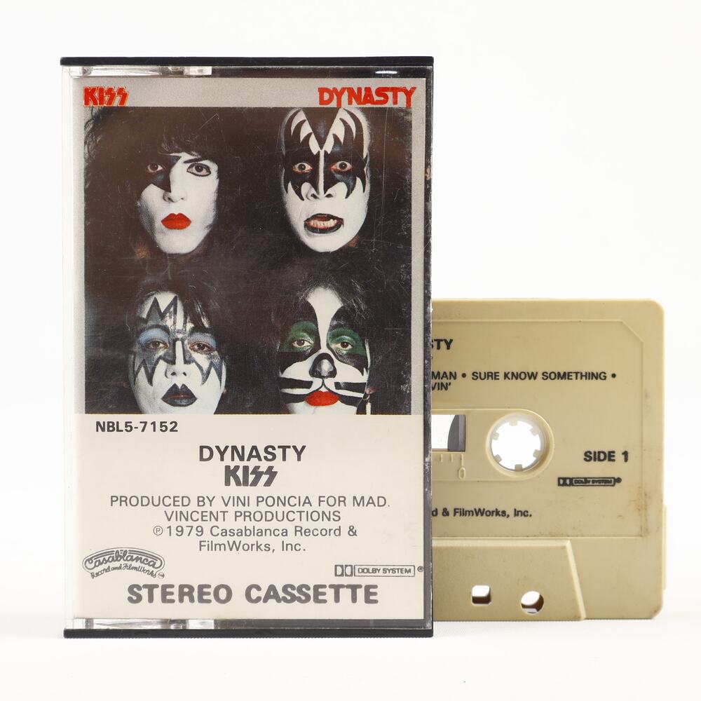 KISS Dynasty Stereo Edition Audio Cassette 1979 Casablanca NBL5-7152